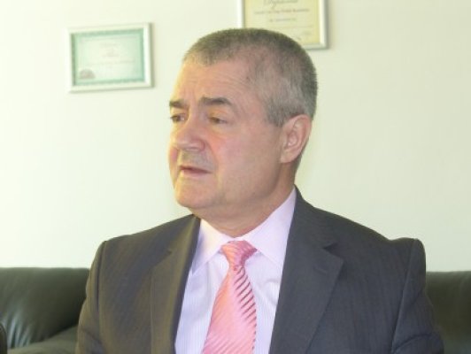 Se cere sechestrul asigurator în cazul foştilor directori de la Oil